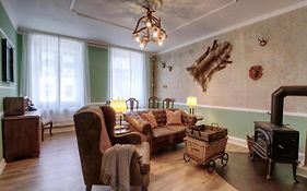 Ferienwohnung Herrenzimmer Mit Kamin Und Terrasse